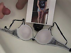 Her daughter&#039;s bra 2